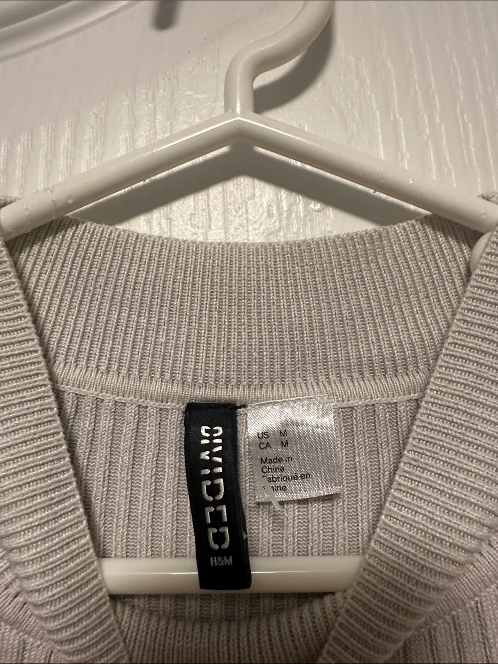 H&M Light Gray Ribbed Mock Neck Tank - Picture 2 of 3